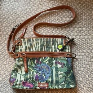 Sakroots Crossbody - super Cute
